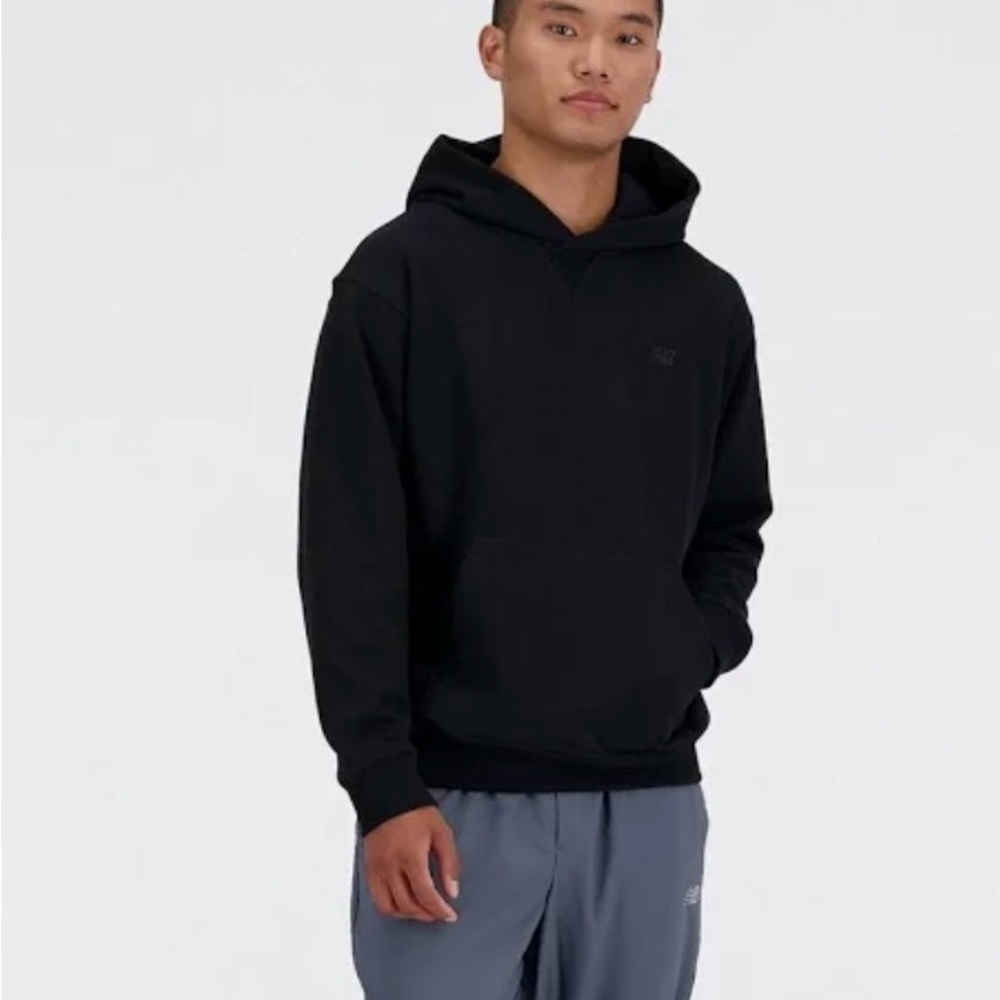 New Balance Men’s Athletics French Terry Hoodie. Relaxed fit. NWT